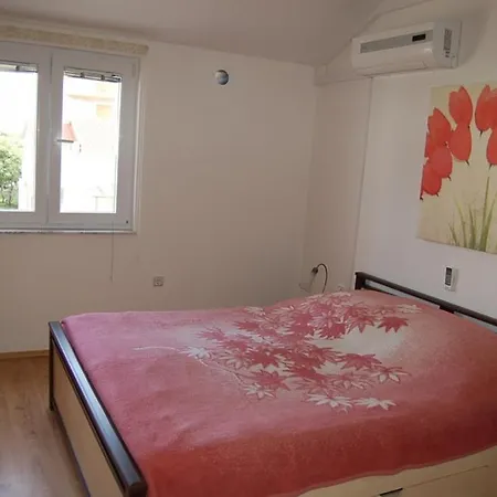 In With Terrace, Air Conditioning, Wi-fi, Washing Machine Privlaka (Zadar)