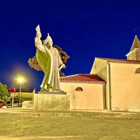 In With Terrace, Air Conditioning, Wi-fi, Washing Machine Privlaka (Zadar)