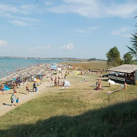 In Privlaka With Terrace, Air Conditioning, Wi-fi, Washing Machine