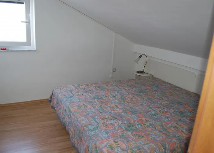 In With Terrace, Air Conditioning, Wi-fi, Washing Machine Apartman